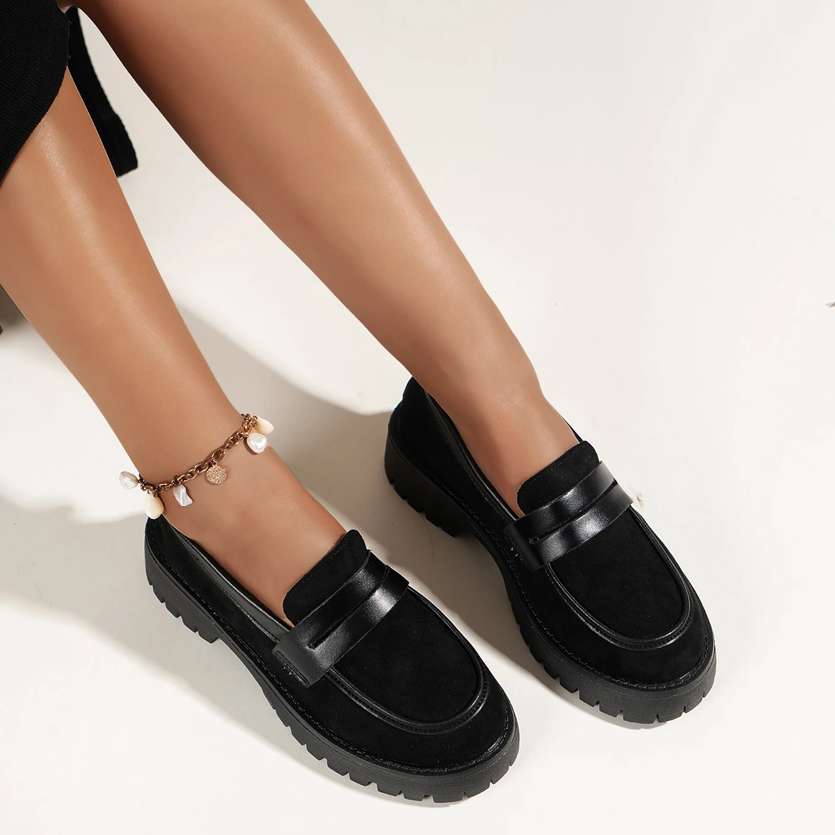 MYway Wholesale Platform Casual Lady Black Loafers Shoes Leather Flat Slip On Women Loafers Shoes Flat Shoes For Ladies