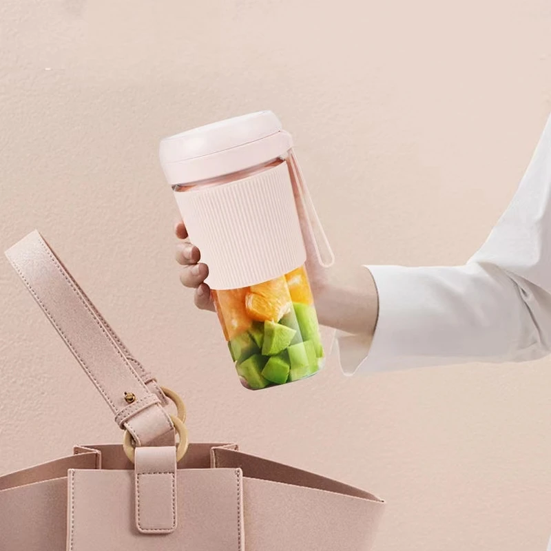 New High Quality Personal Hand Held Mini Juicer Cup Plastic USB Portable Blender for Shakes and Smoothies