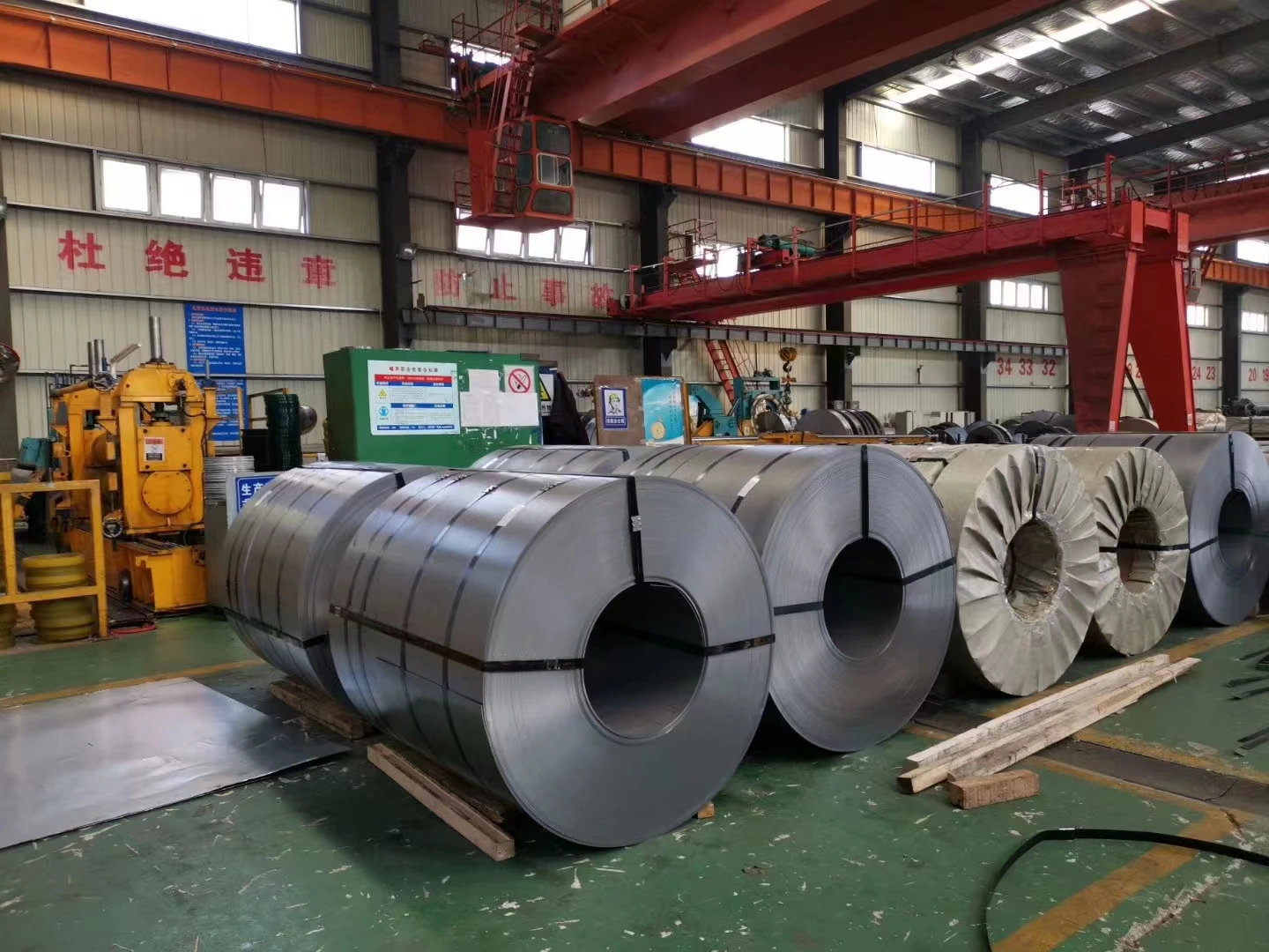 Wholesale Cheap Q235 No Oiled Carbon Hot Rolled Pickled Steel Sheet In Coil