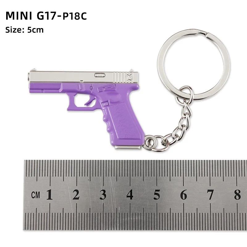 Custom Mini Metal Designer Game Cf Ak47 Keychain 3d Weapon Gun Model Key Chain Holder Car Bag Gun Key Ring Pendant