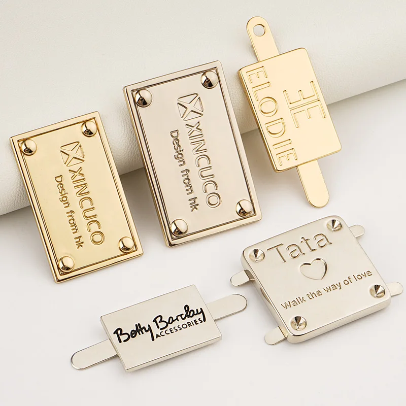 Popular Custom Logo Badge Pin Wholesale Car Emblems Logo Badge Metal Logo Plate Metal Gifts Metal Crafts Enamel Badge