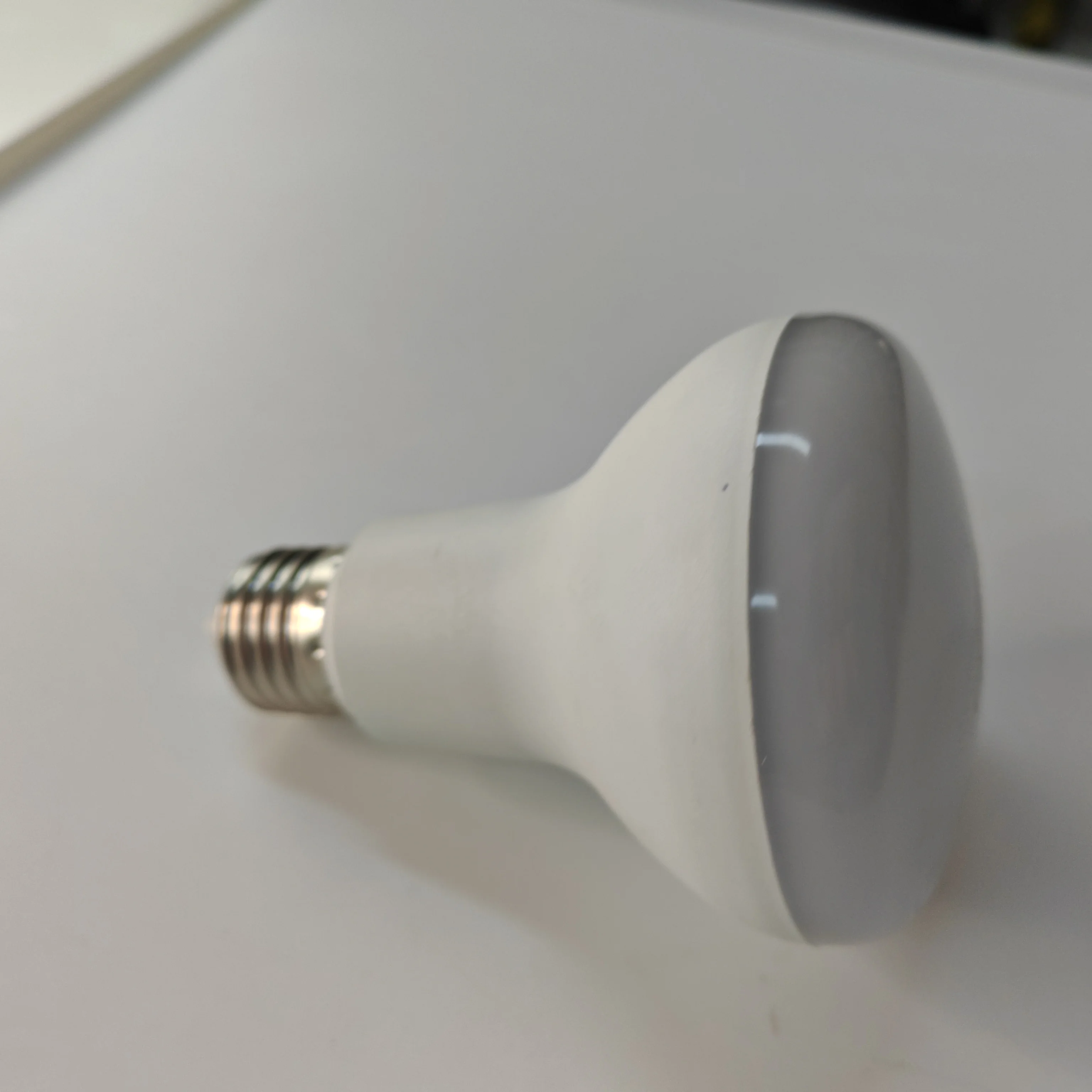 Новое поступление умная Светодиодная лампа 3 Вт 5 7 9 12 светодиодная аварийная перезаряжаемая E27 для домашнего освещения чип SMD5730