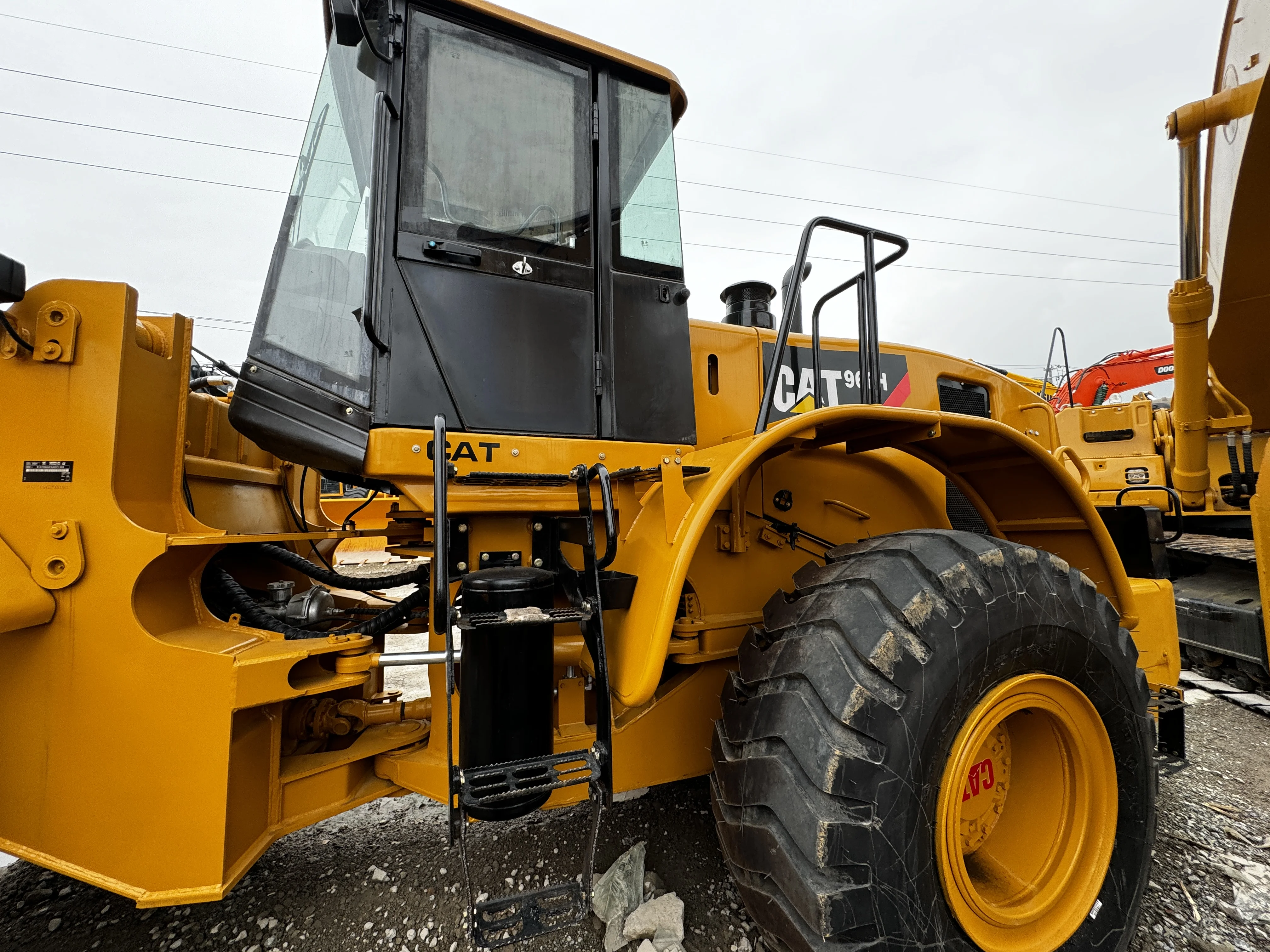 Оригинальный подержанный погрузчик CAT 966H Подержанный Caterpillar большой гидравлический фронтальный колесный