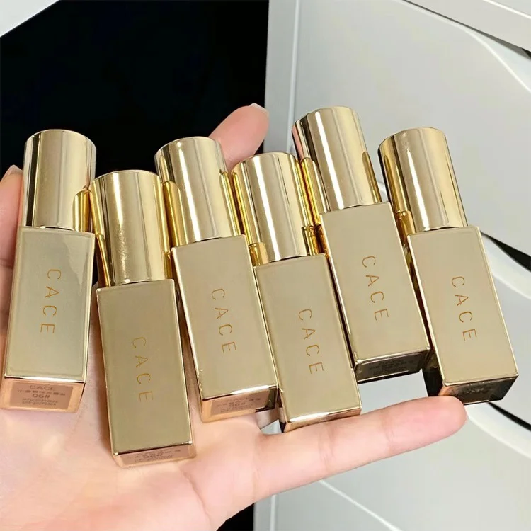New Fashion Luxury Gold Lipstick Tube Matte Velvet Lipstick Waterproof Natural Liquid Lipstick Private Label Wholesale