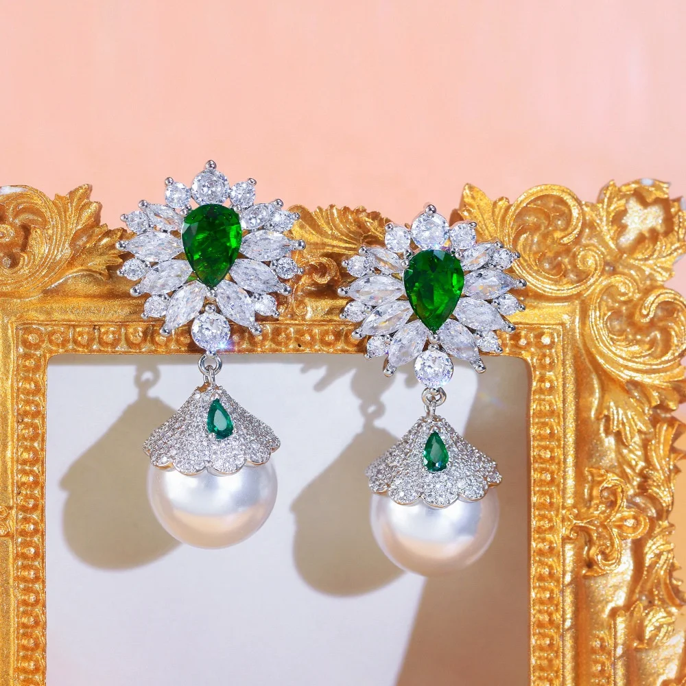S925 Silver Needle French Light Luxury Style Retro Full Diamond Flower Pearl Earrings Sparkling Emerald Zirconia Earrings