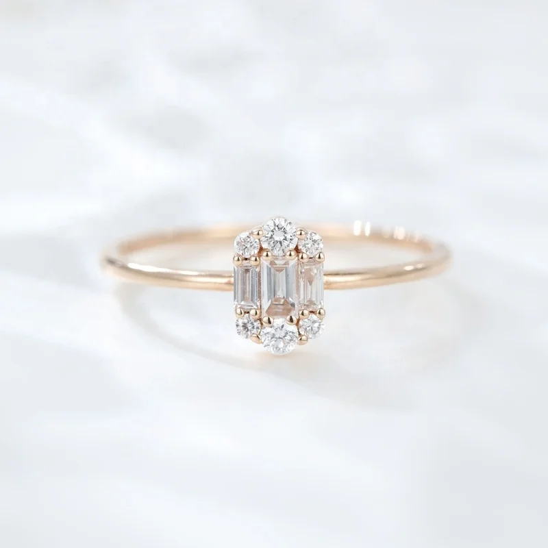 
Luxury Jewelry 14K Rose Gold Lager Diamond Exquisite Square Moissanite Engagement Ring 