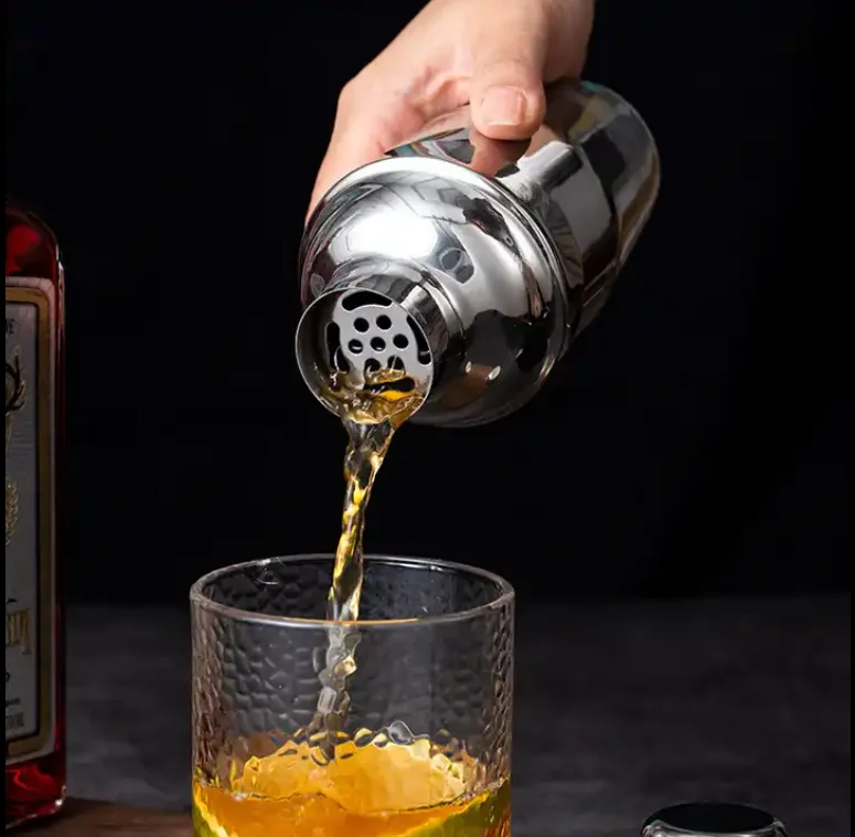 Taiwan Brand Wholesale Price Barware Item Stainless Steel Cocktail Martini Shaker
