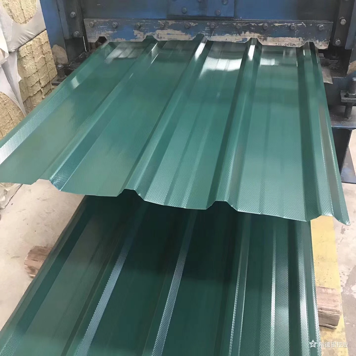 CGCC Pantone Color Prepainted Corrugated Roofing Sheet for Wall Panel PPGI