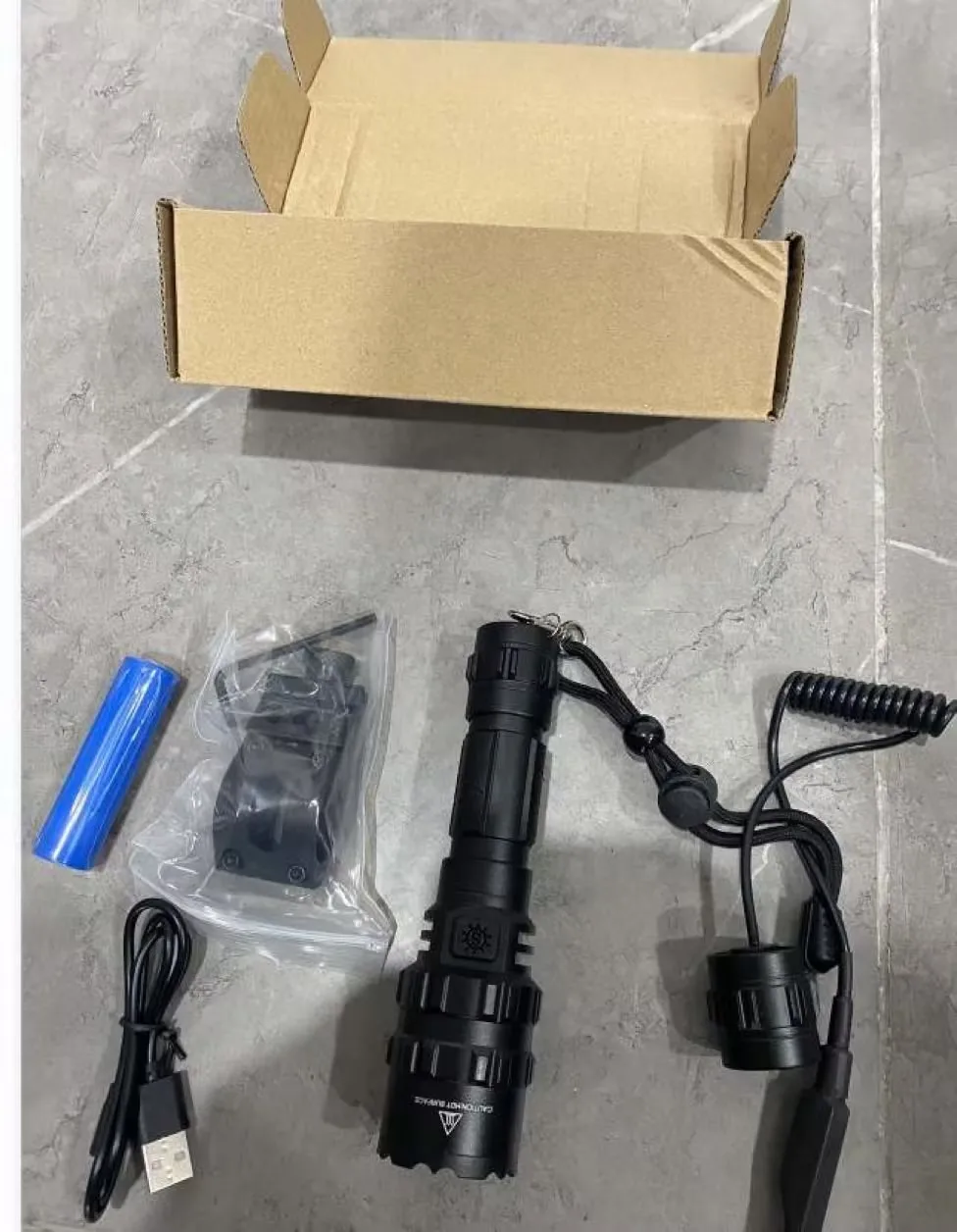 High Power Rechargeable Flashlight Whole Set Waterproof Led Aluminum Flashlight with Mouse Rat Tail Switch for Cycling