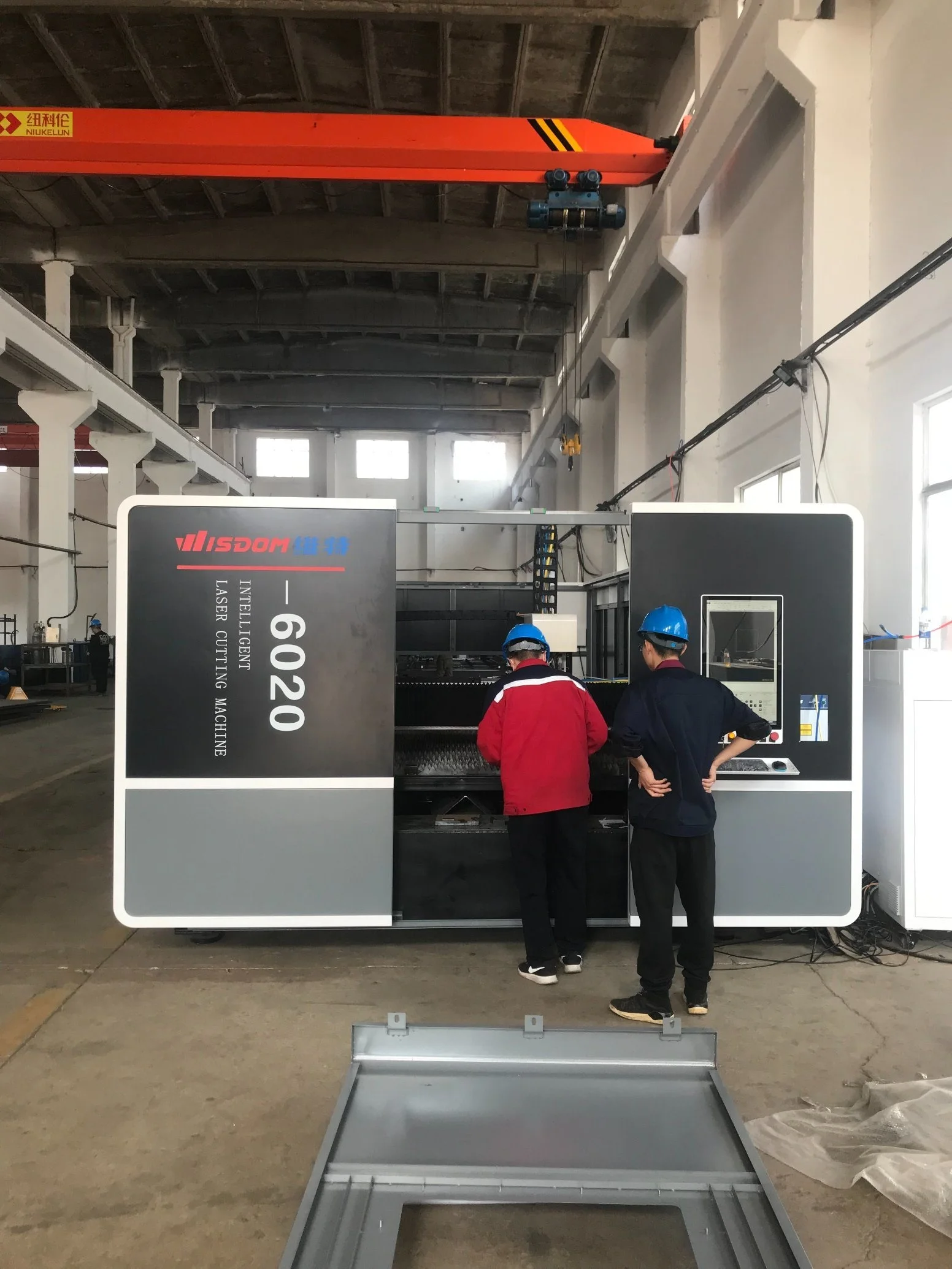 Cnc Metal Fiber Laser Cutting 2000W Fiber Laser Machine Cut For Metal Stainless