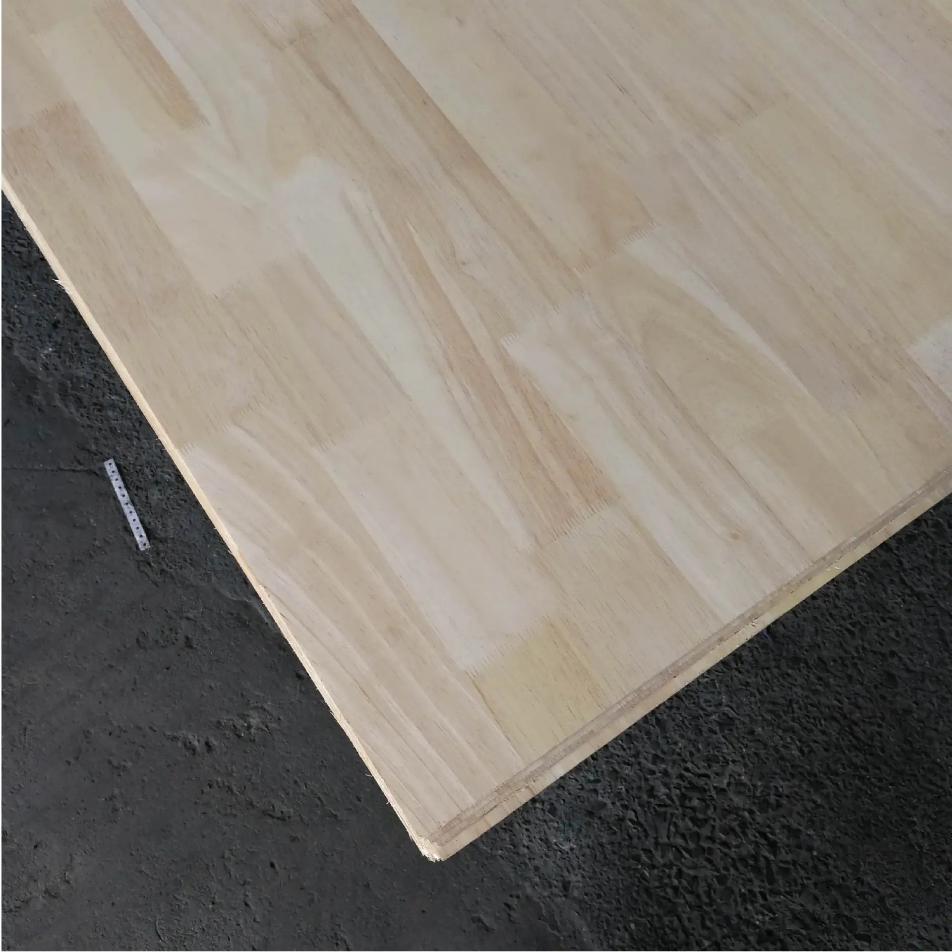 High Quality FSC Wood Graining Rubber Eco-Friendly E0 E13Mm-5Cm Thickness Furniture Board Rubber Wood Finger Joint Board