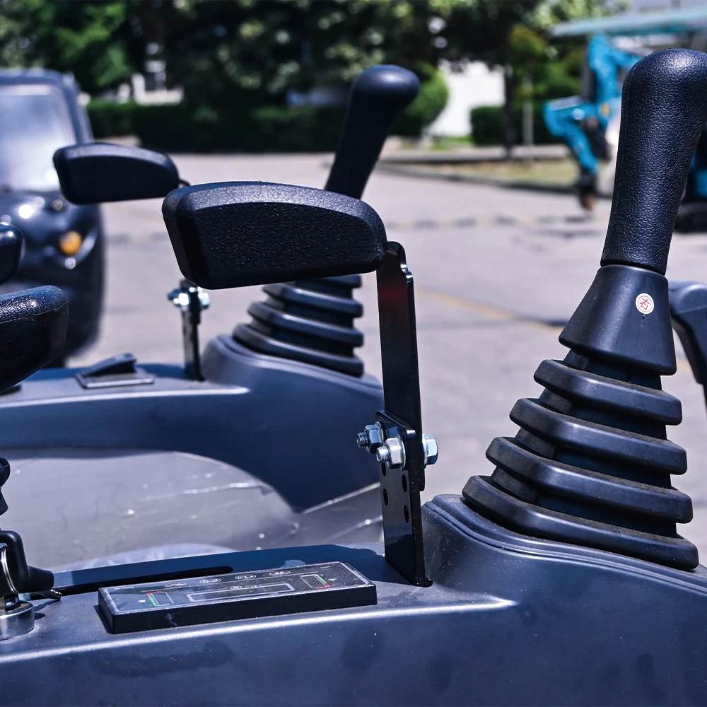 Diesel Engine High Work Efficiency Remote Control New 3.5 Ton Mini Excavator