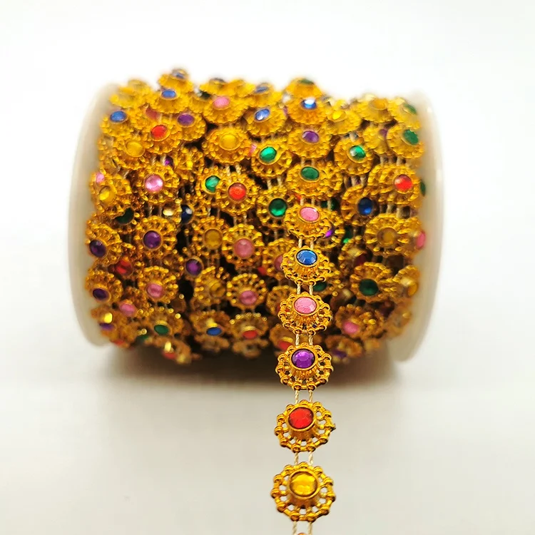 wholesale multicolor flower shape crystal rhinestone fashion gold cup chain roll for women garment decor