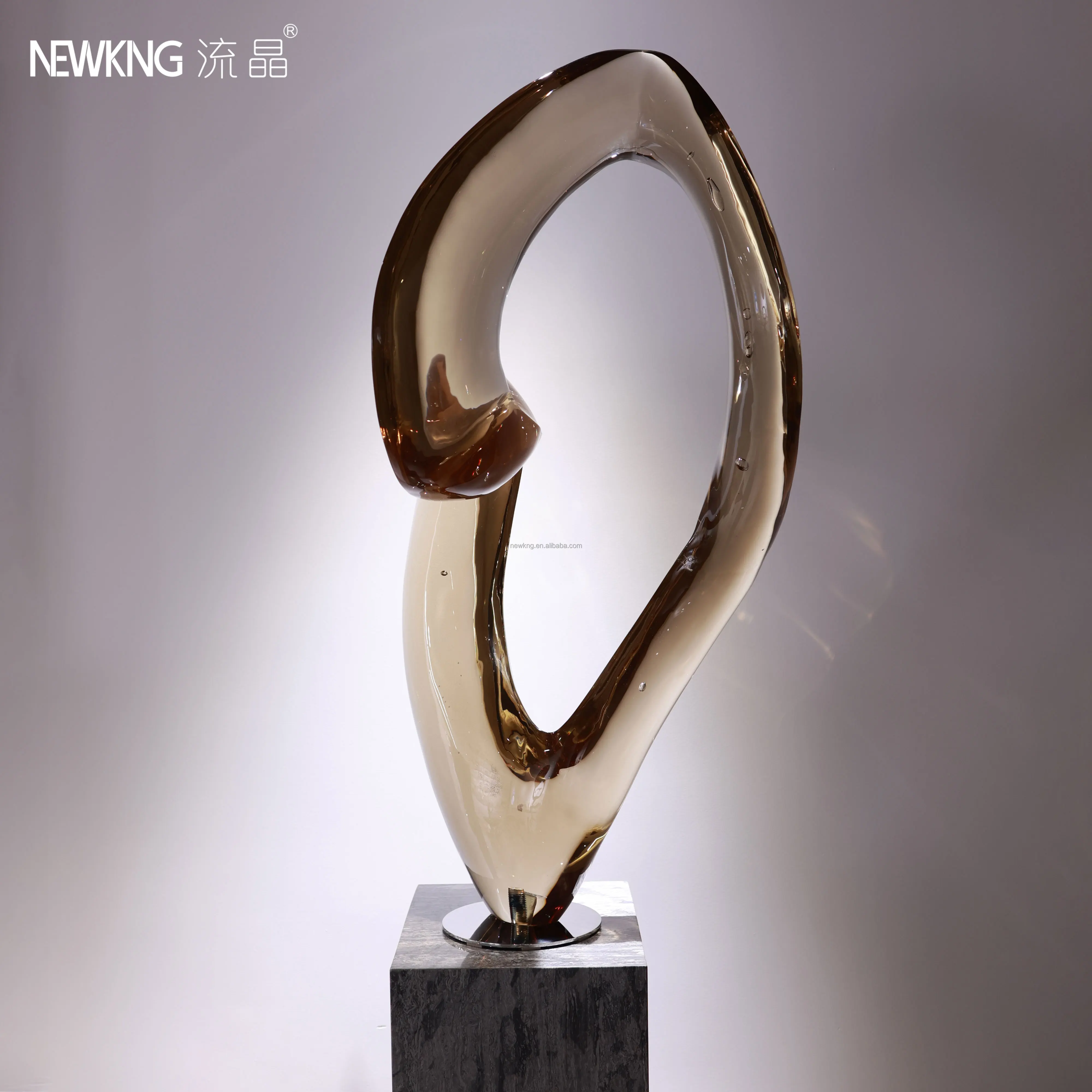 NEWKNG Factory Custom Made Top Quality Luxury Brown Acrylic Crystal Twist Sculpture Modern Abstract Design for Hotel Lobby Villa