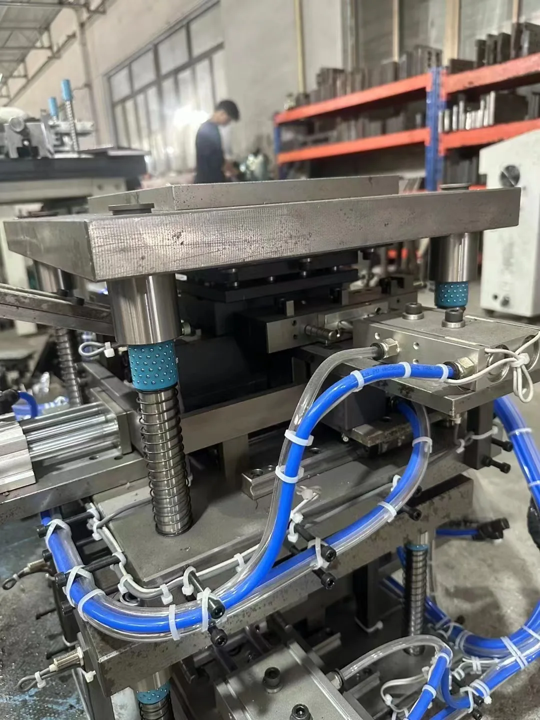 Пресс-формы для клемм