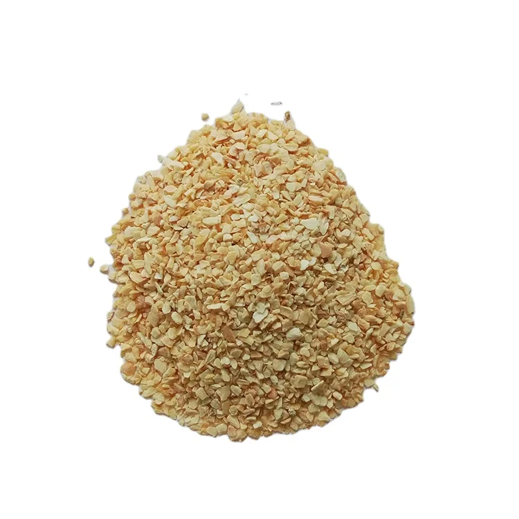 slices garlic granules and garlic powder made from fresh garlic by drying grinding and slicing