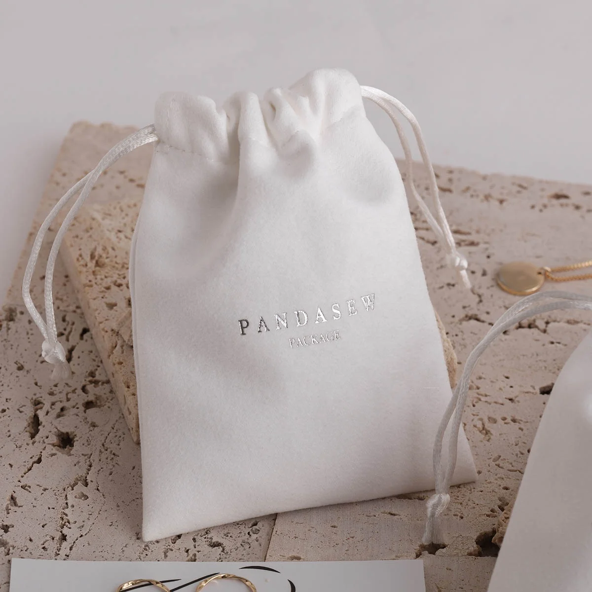 PandaSew Comfortable Feeling Custom Logo Drawstring Packaging Bag Velvet Jewelry Pouch