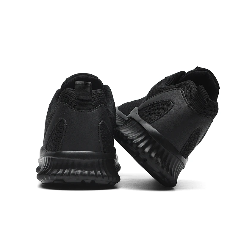 Large size ultralight breathable net running outdoor river tracing and hiking four seasons shoes