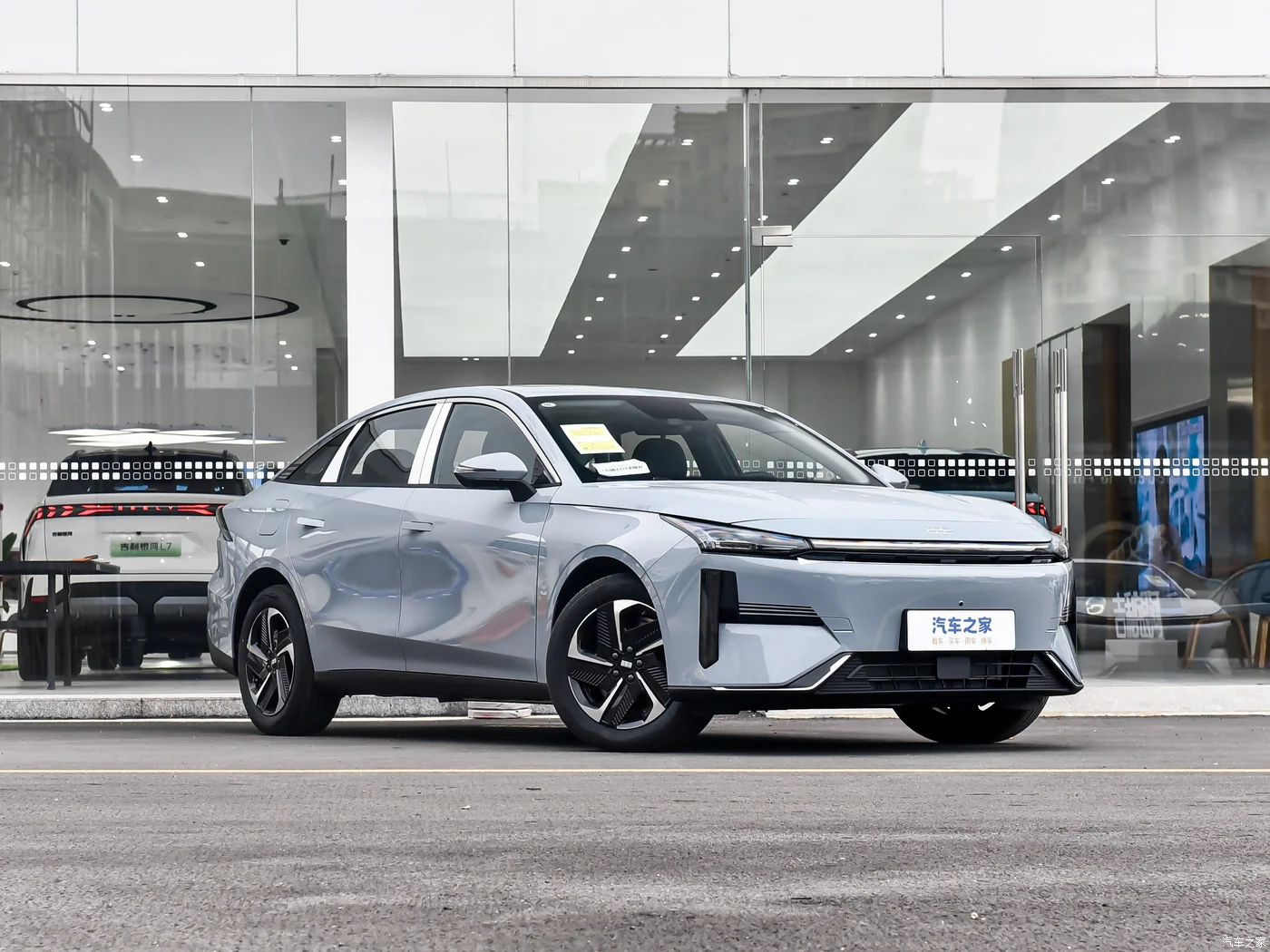 Электрический внедорожник Geely Galaxy L6 мини-автомобиль с автоматической коробкой передач левое рулевое управление гибридный седан Новый энергетический автомобиль