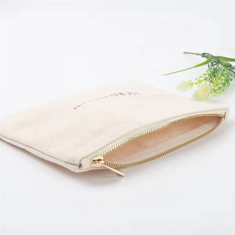2024 Hot Sale Eco-Friendly Double Sided Cotton Canvas Makeup Bag Fashionable Zipper Accessory Pouch Case Travel Letter Cosmetic