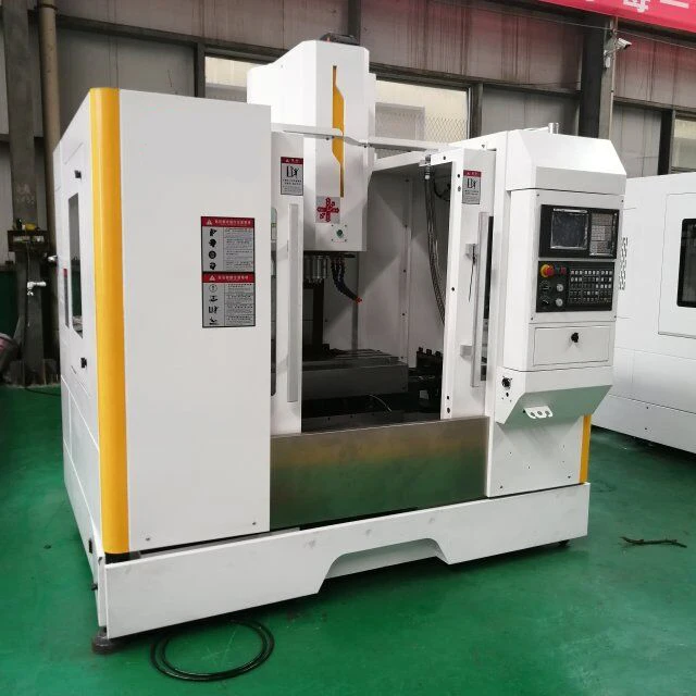 VMC650 CNC milling machine machining center precision vertical milling machine machining center
