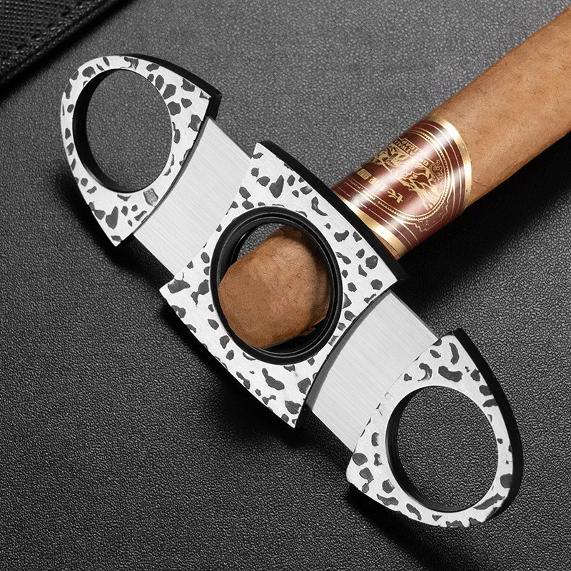Cheap New Luxury Cigar Cutter Stainless Steel Custom Logo Blade Cigar Cutter Smoking Accessories Cigar Scissors