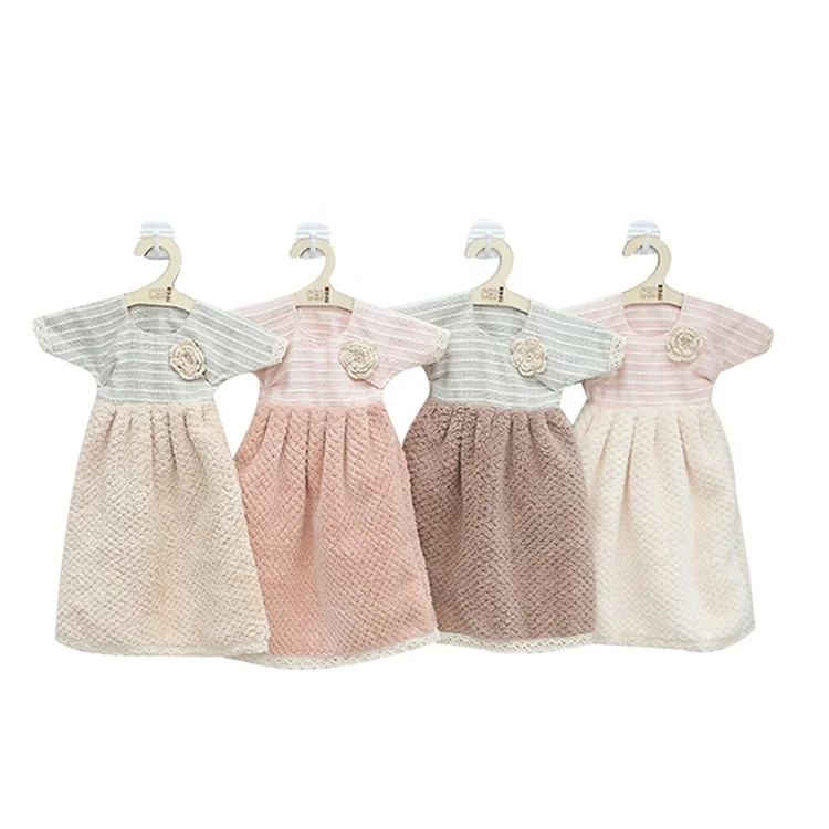 Wholesale Luxury Cartoon Hanging Towel Water Absorption Cotton Hand Towel For Kids