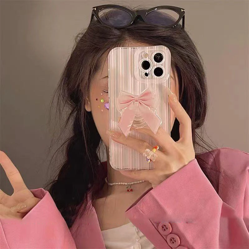 Whosale Pink Stripe For IPhone 13/12 Pro Max Pretty Candy Phone Case Bracket For Apple 11 6/7/Xs/Xr Female 8 P Cases
