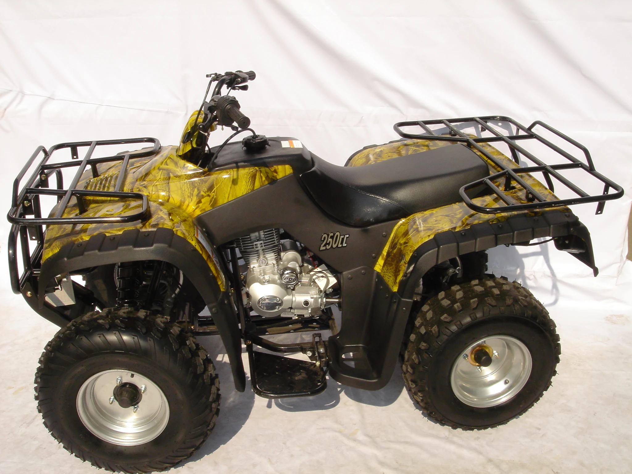 
Chain drive 4 stroke single cylinder water cooled engine 250cc off road atvs 4x4 quad bikes atv for sale 
