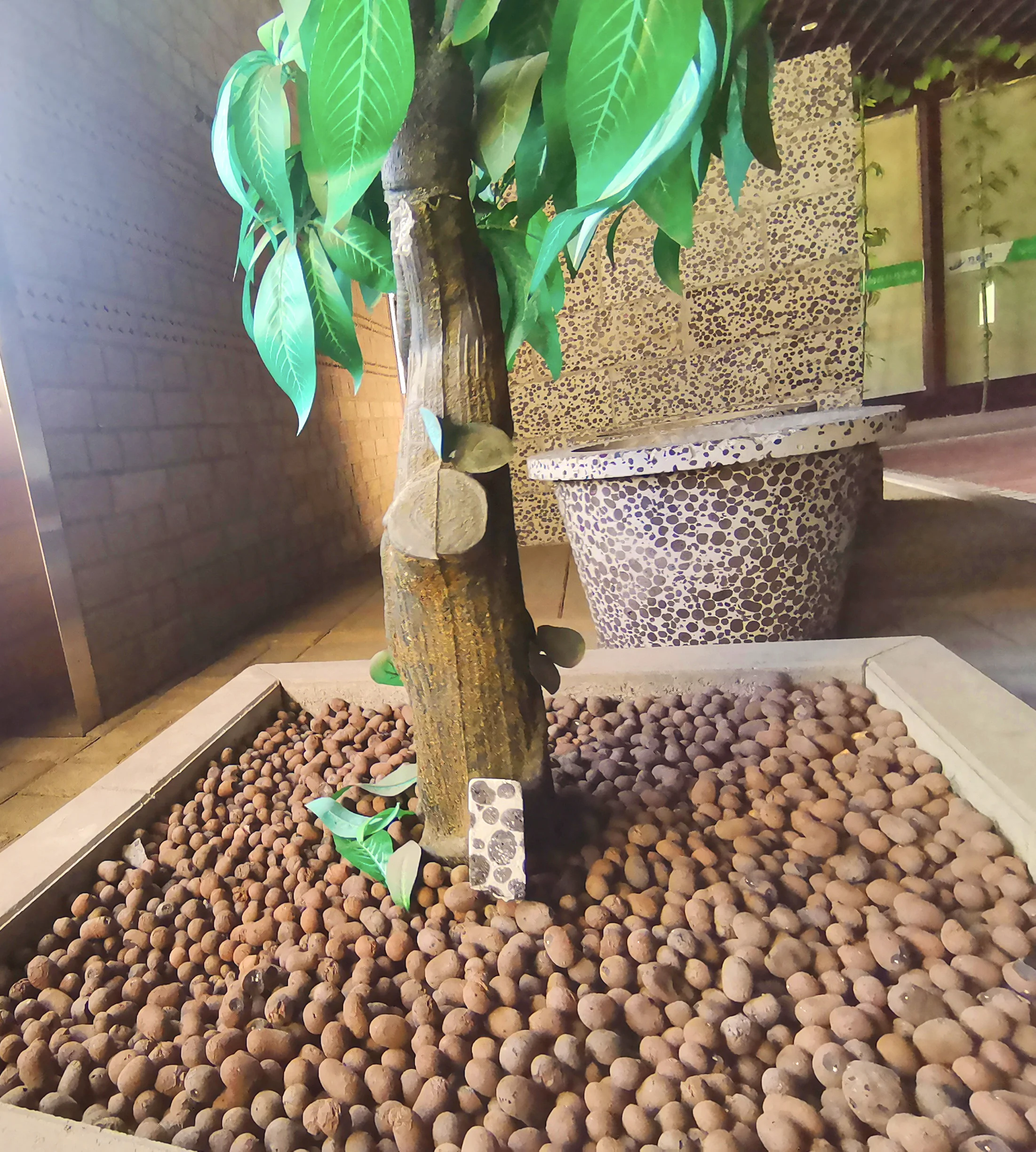 Factory Direct Quality Wholesale Hydroponic Clay Balls Ceramsite for Concrete Masonry Materials