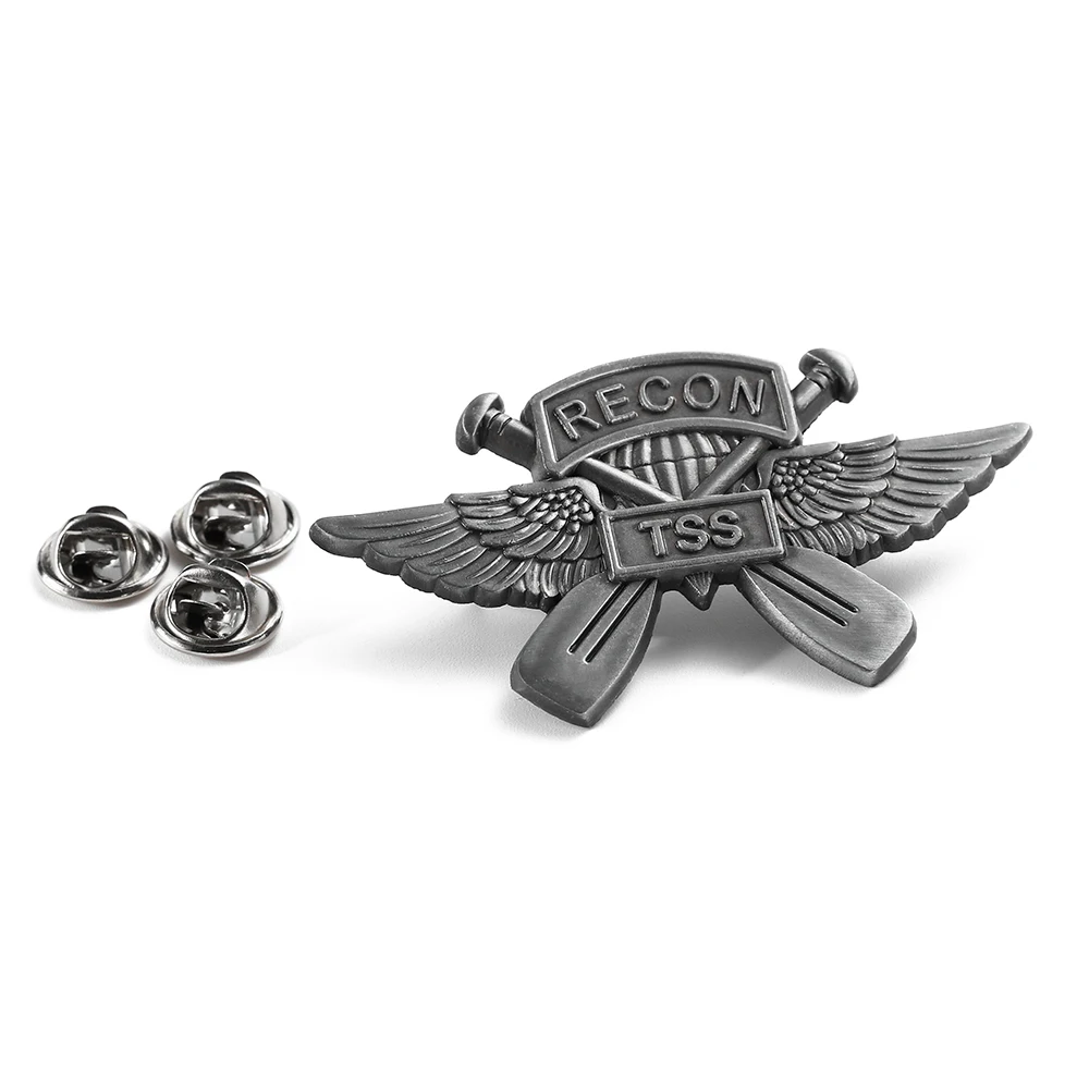 Retro Cool Antique Silver Lapel Pin Brooch Factory Custom Badge Pin High Details Metal Zinc Alloy 3D Pins for Clothes or Hats