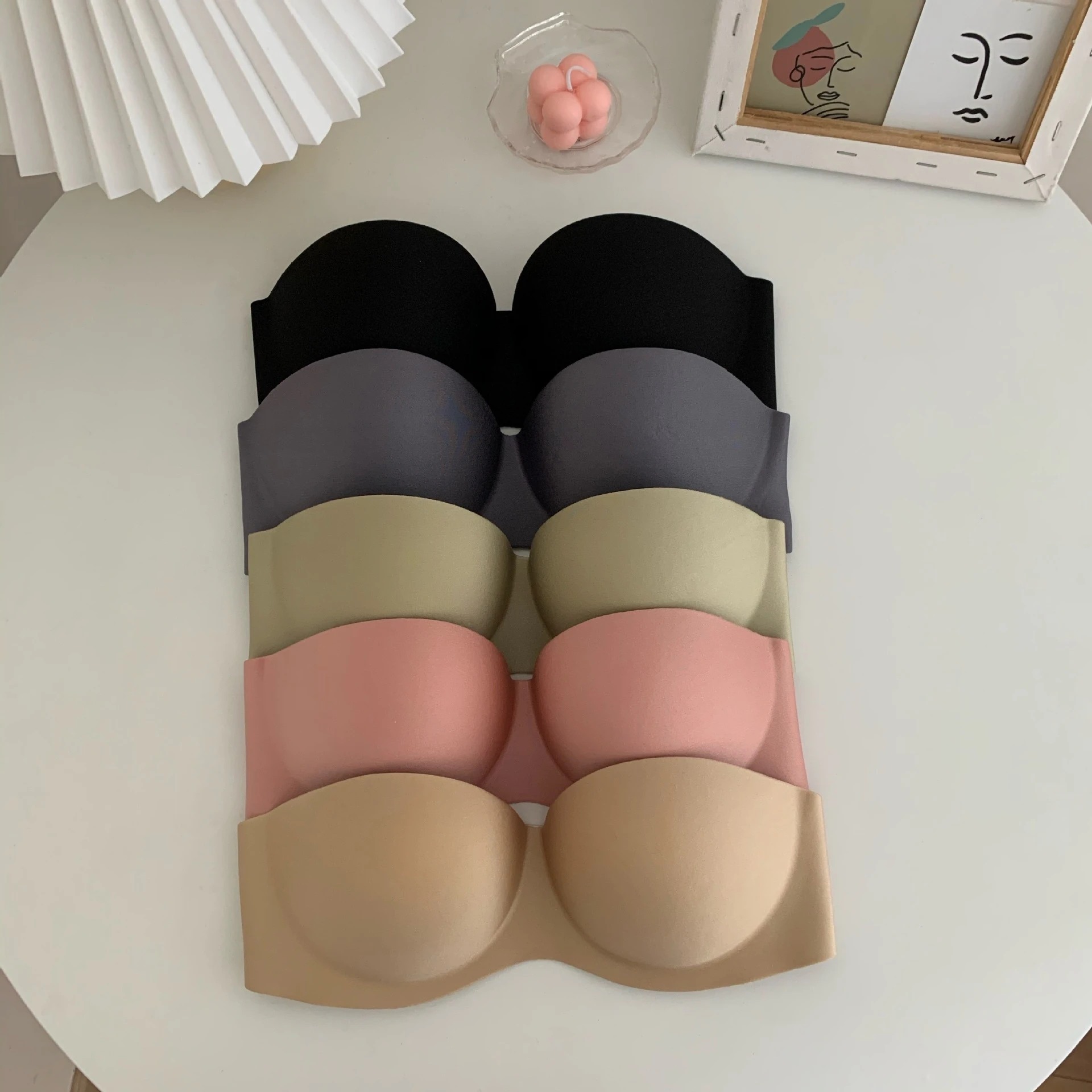 Wholesale Best Seller 32 Size Non-slip Bra Latest Design Bra Bralette Underwear Women 1/2 Cup Cheap Bra
