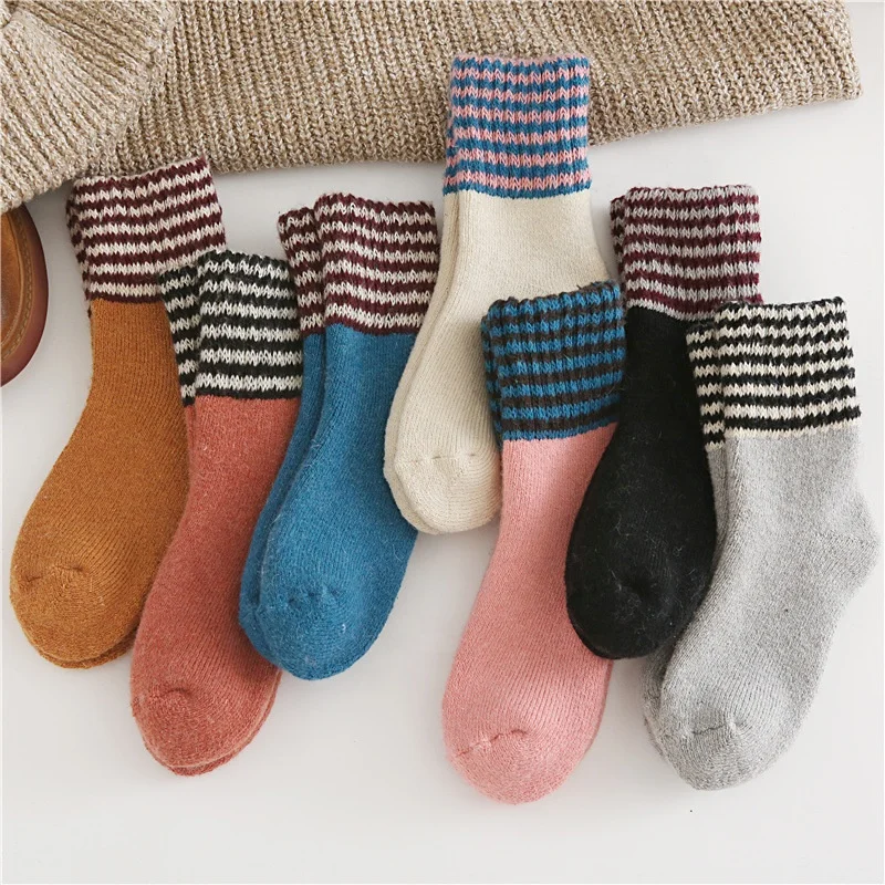 Factory high quality new desgin style colorful winter warmer cozy wool socks thicken women