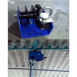 3500lbs 1500LBS Brake Webbing Cable Double Speed Manual Hand Poultry Winch