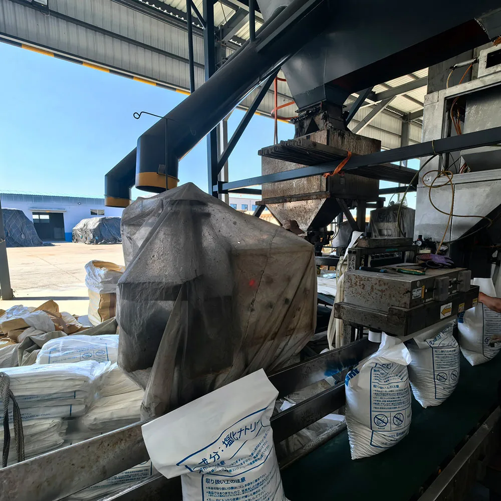 Wholesale industrial grade sodium chloride powder flake snow melting agent, sufficient supply,  NaCl melting snow salt