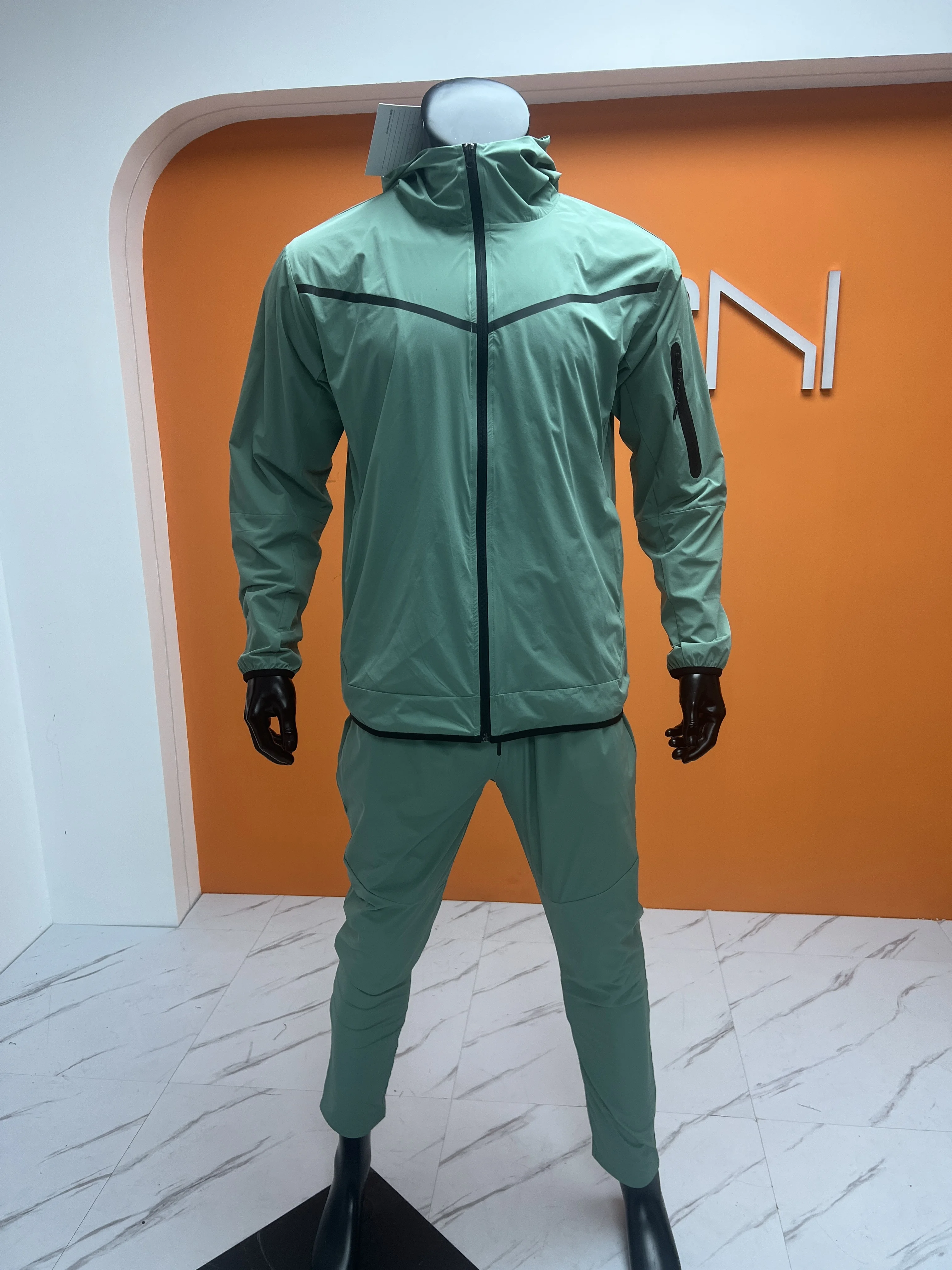 customized Warm Up Football Training Track Suits Men Sport Tracksuit Workout Wholesale Soccer waterproof Tracksuit