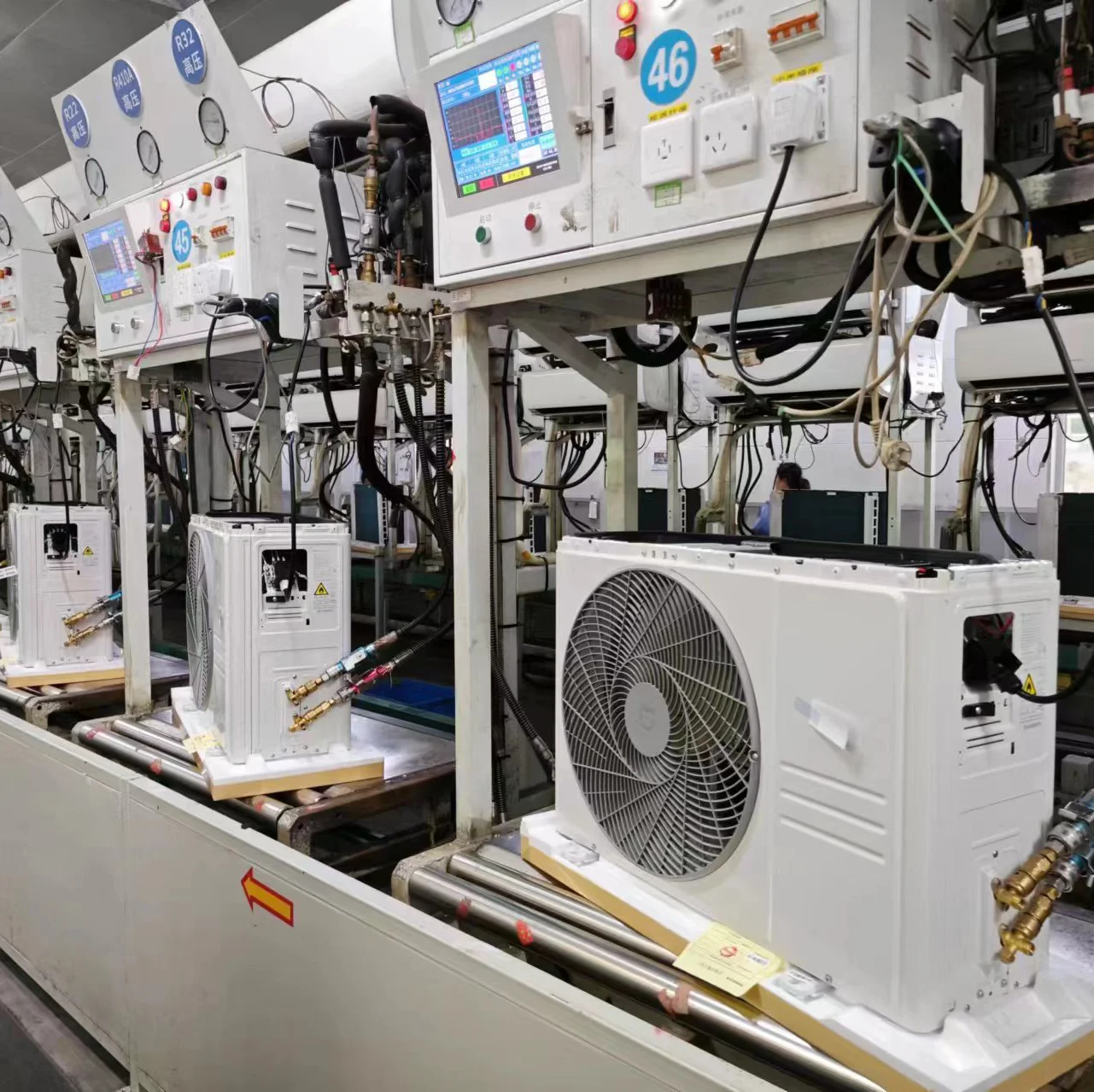 Лидер продаж 12000 BTU Wi-Fi подключенный бытовой умный мини-сплит-Кондиционер