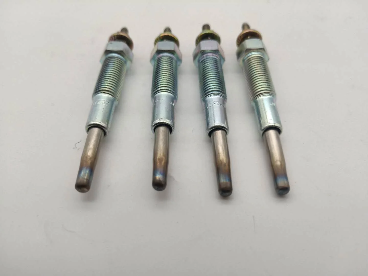 WL81-18-601 New in Stock Engine Parts GLOW PLUG for FORD RANGER 2.2 2.3 WL8118601