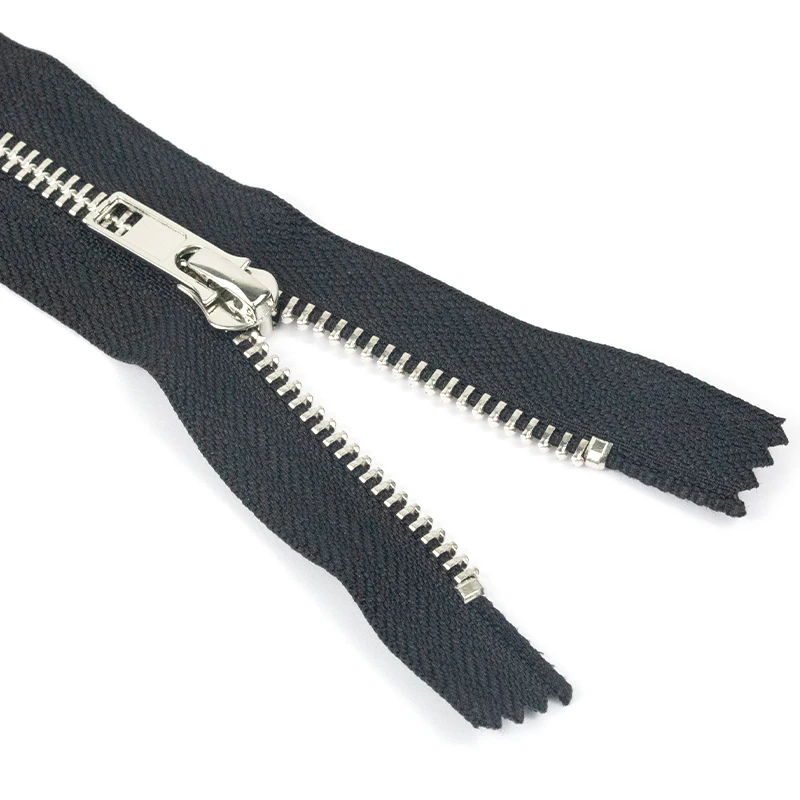 Wholesale Zip 3# 5# 8# Long Chain Close-end Custom Size Black Color Tape Metal Zipper For Clothing