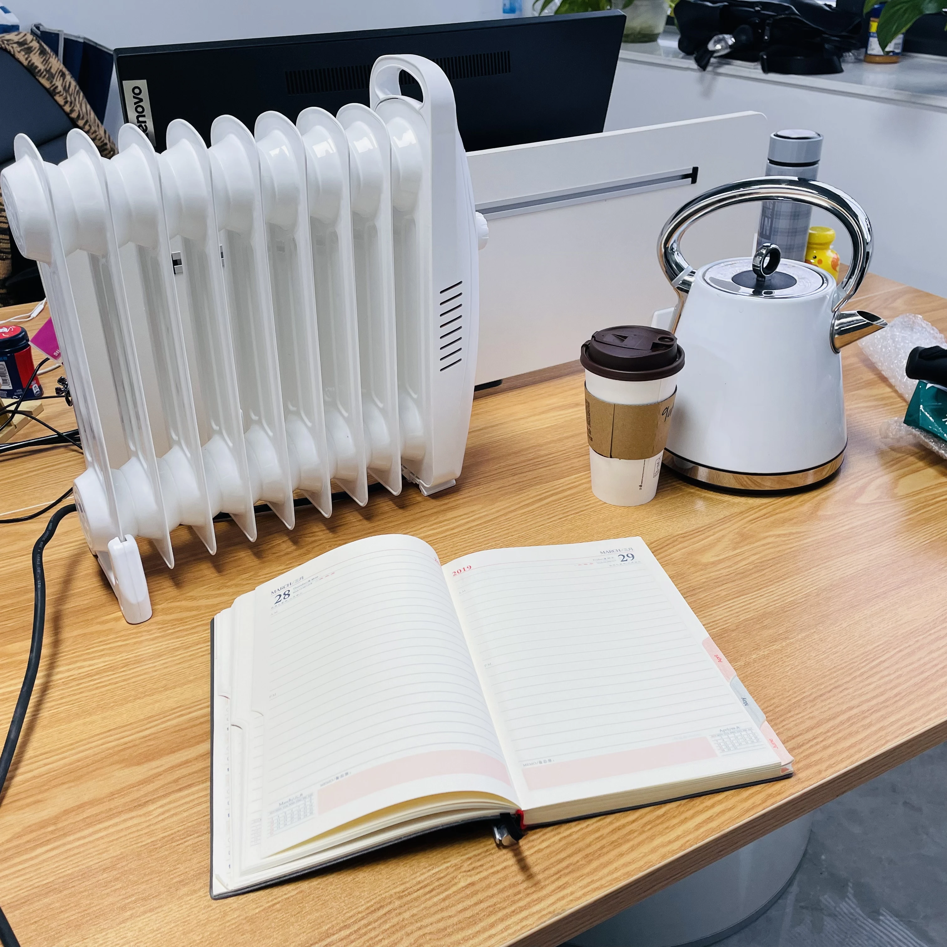 Cheapest Electric oil filled radiator Heaters for Home space portable smart radiating room