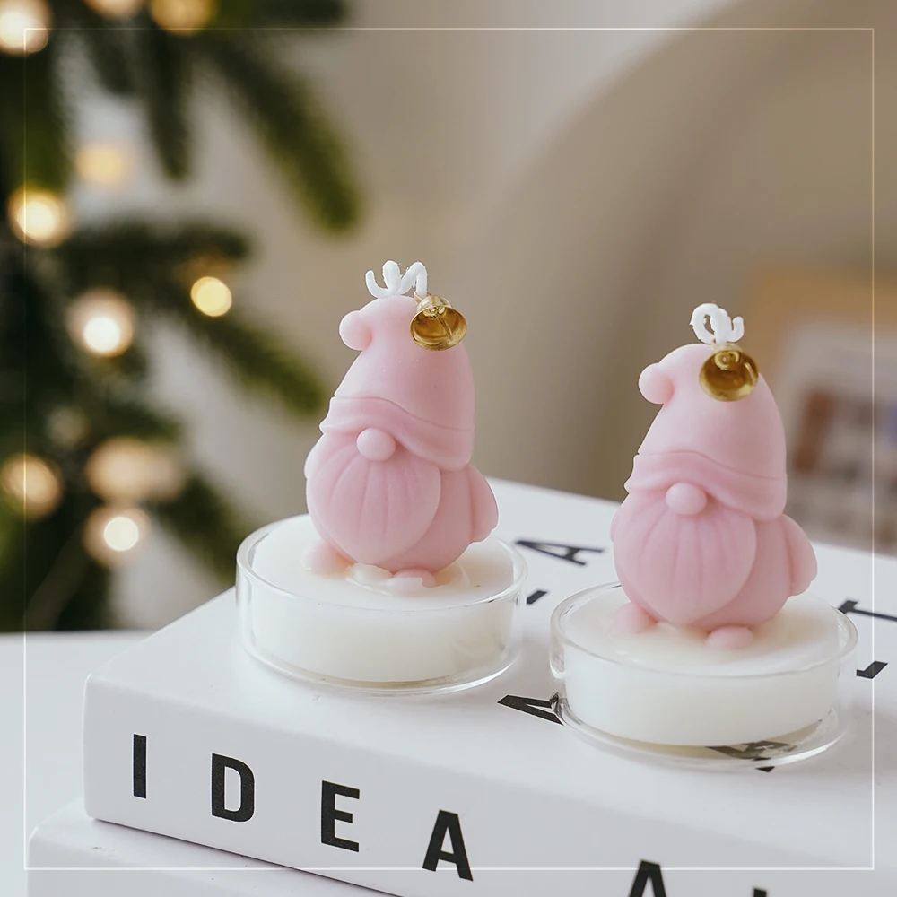 Christmas Candle Wholesale Mini Christmas Tree Elk Fragrance Gift with hand gift decoration Aromatherapy candle mug