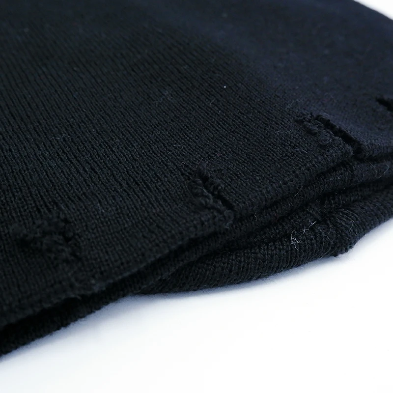 Qianzun manufacturers hot sale winter black skull ski mask custom knit distressed balaclava