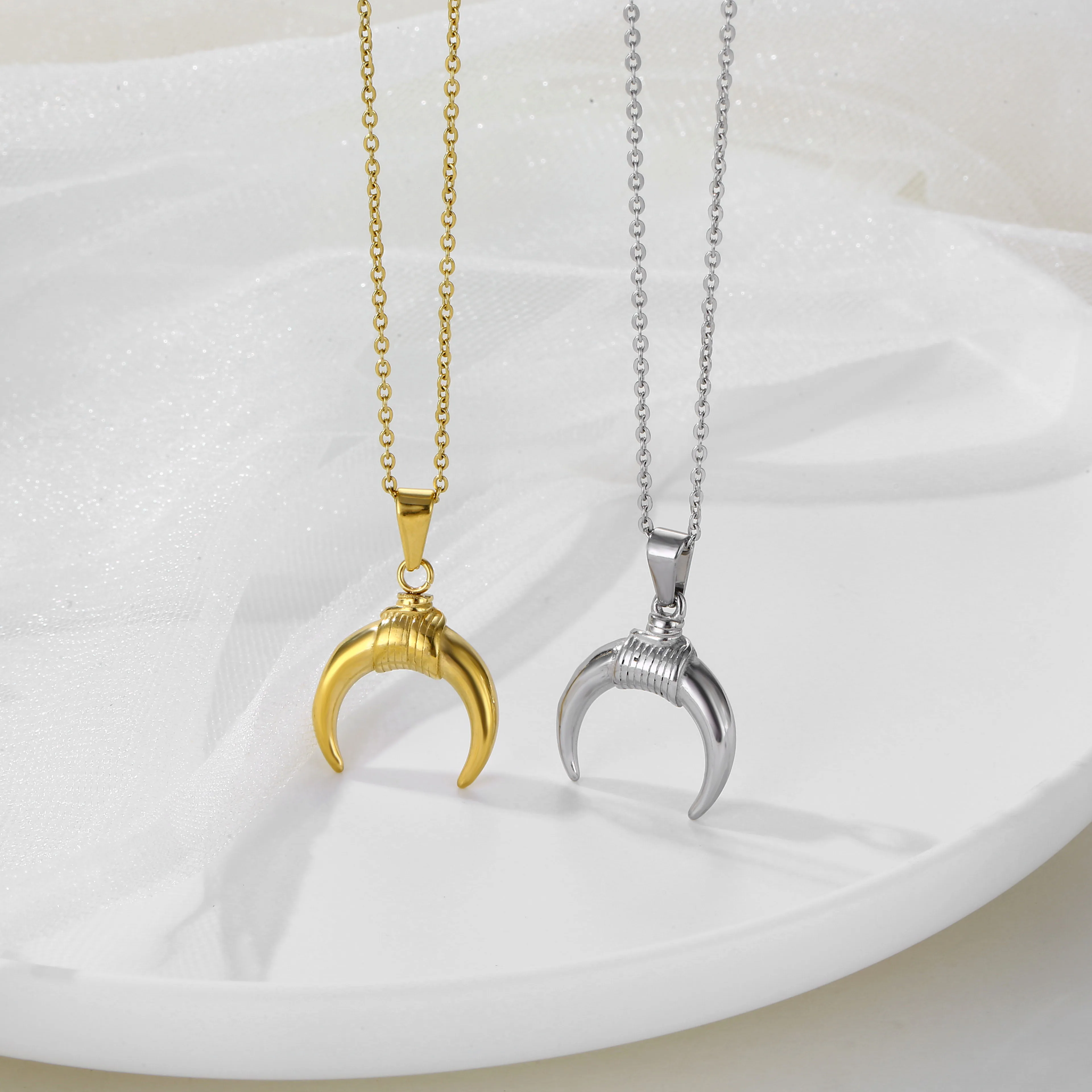 Celtic Horn Necklace Vintage 18K Gold Plated Stainless Steel Nordic Talisman Pendant Norse Viking Amulet Moon Charms Necklace