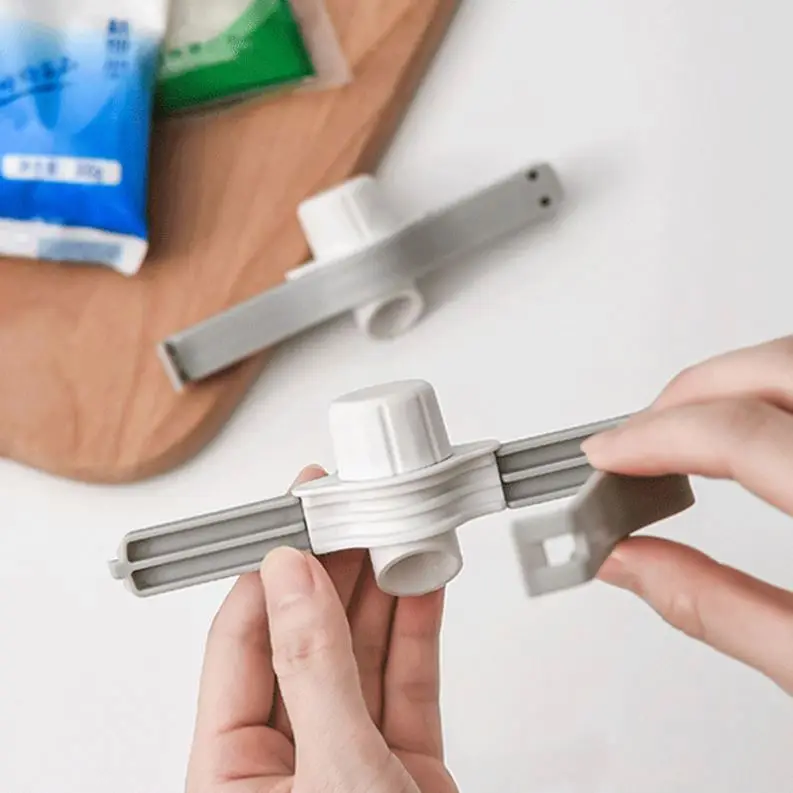Amazon Top Sale Nozzle Spout Bag Design Clip Food Storage Sealing Clamp with Pour Spouts Sealing Clip for Grain Sugar or Powder