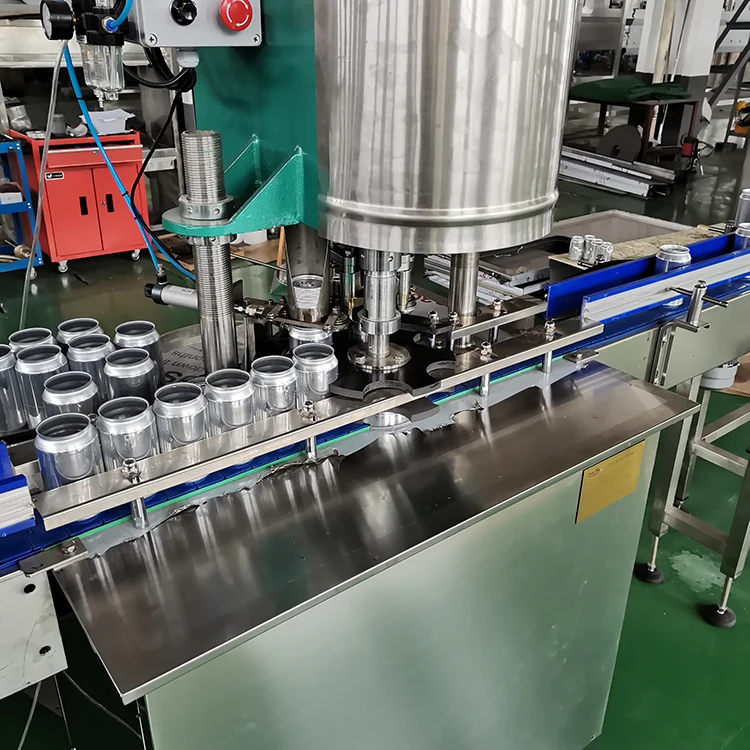  Малая автоматическая машина для розлива сока/газировки/пива алюминиевых жестяных