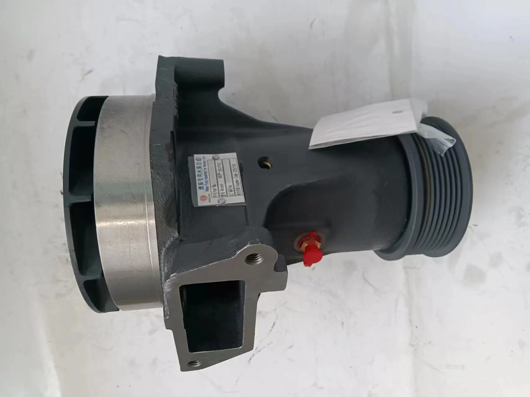 Weichai other truck diesel engine spare parts Water pump 1000712812 for sinotruck howo