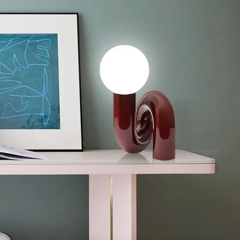 Postmodern light luxury glass lamp Nordic creative personality living room study master bedroom bedside retro desk lamp