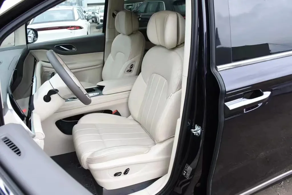 Лидер продаж китайский электромобиль для Voyah Dreamer Phev гибридный 7-местный Электрический Автомобиль Mpv подержанные энергетические транспортные средства