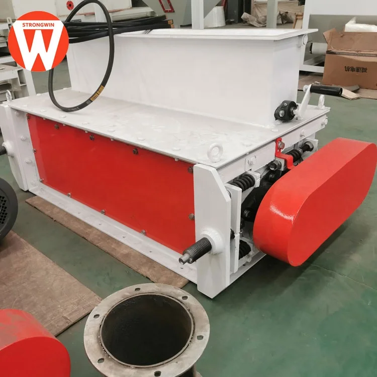 Strongwin chicken feed crumble machine