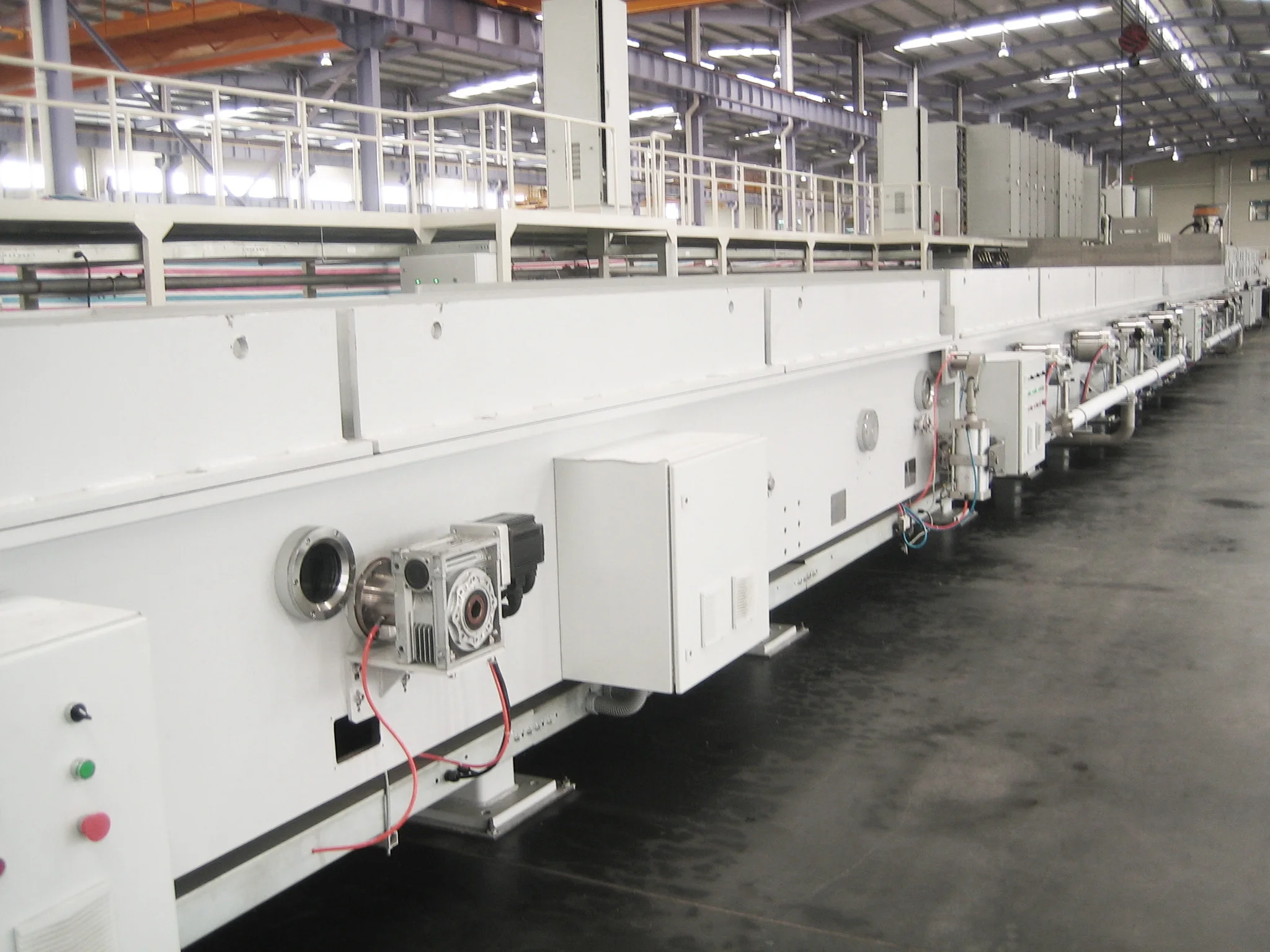 Vacuum Silver Sputtering Coating Flat Glass Mirror Production Line